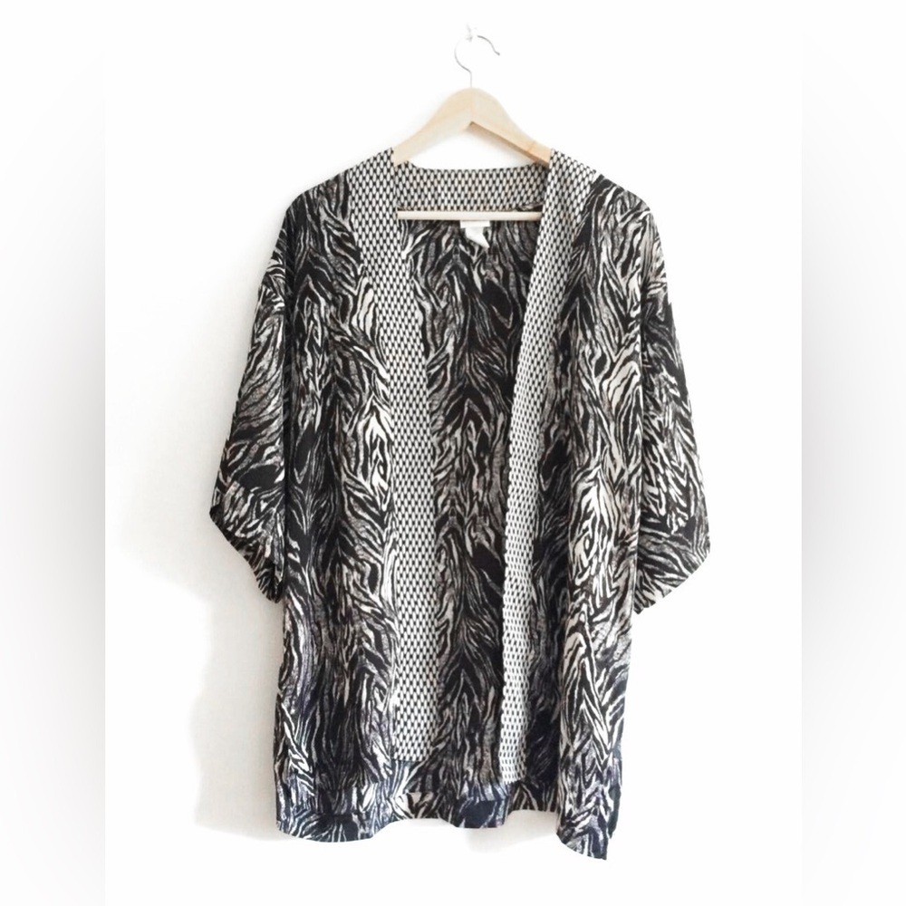 H&M Conscious Collection Black & White Animal Print Open Kimono Size S